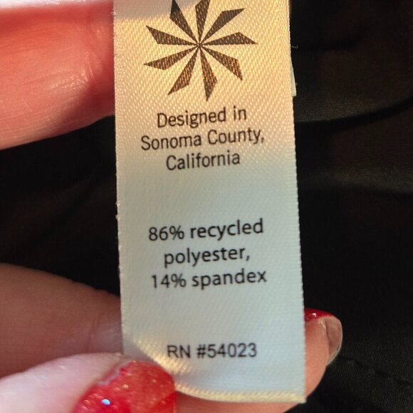 Athleta Aspire Ankle Pant - 2 Black - Picture 6 of 6